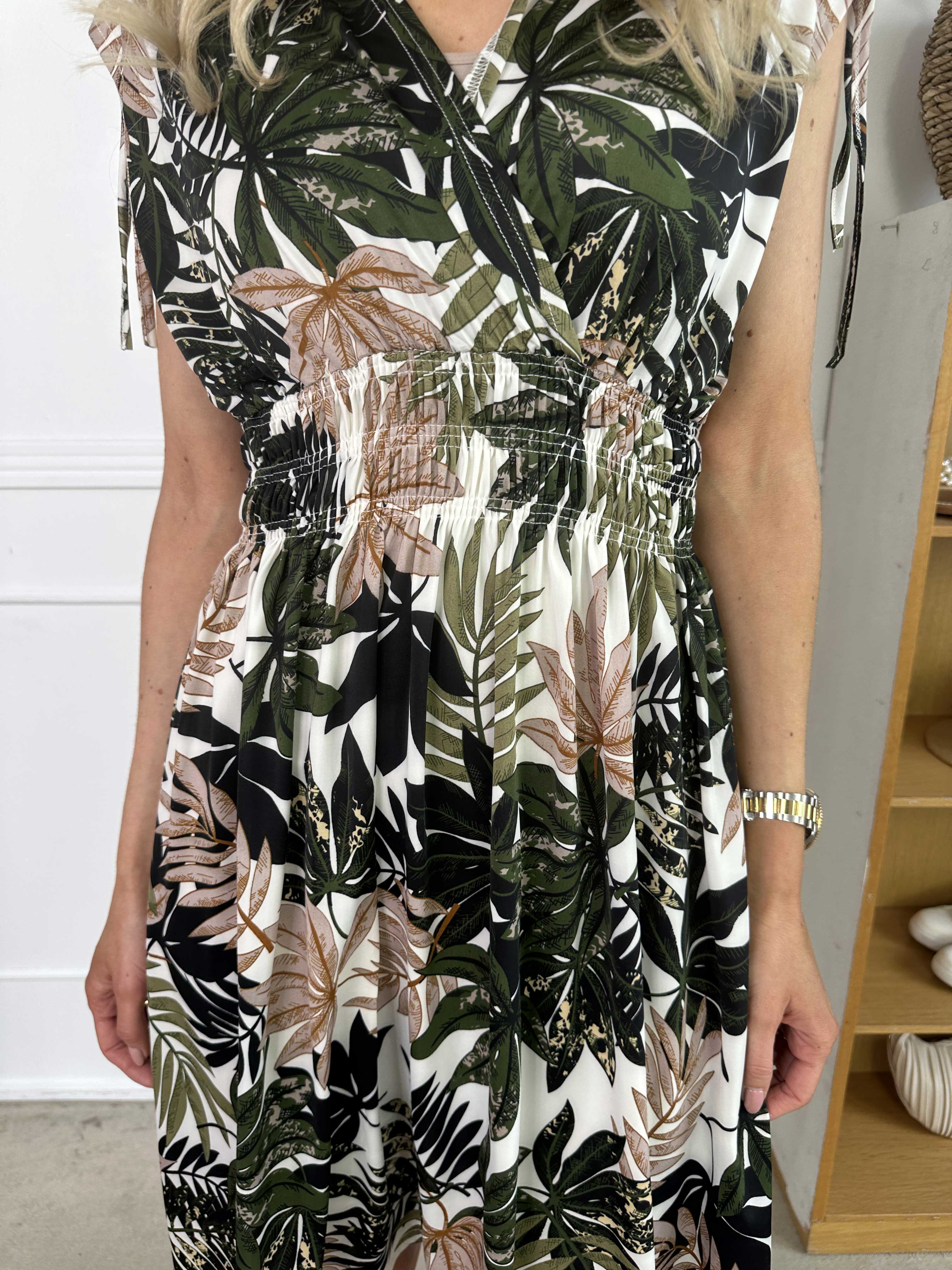 Pams Leaf Short - Kort elastisk kjole i krølfrit stof